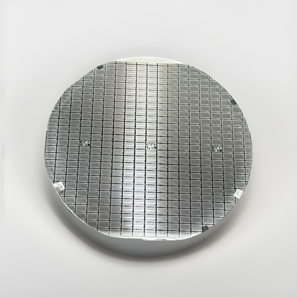 4 Inch Silicon Wafer With Silver Hue And Die Array