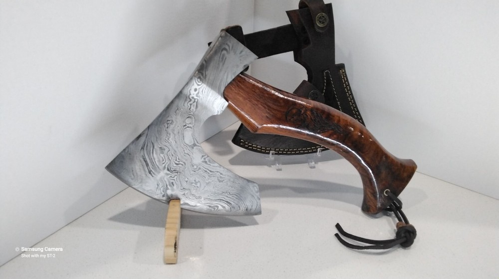 Damascus Hand Axe Hatchet Tomahawk Survival Walnut Wood Handle Leather Sheath