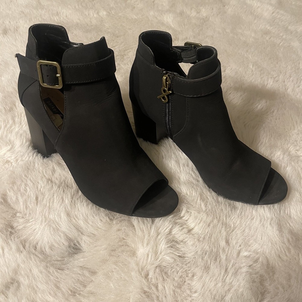 Macys Black Suede Heeled Boots size 8