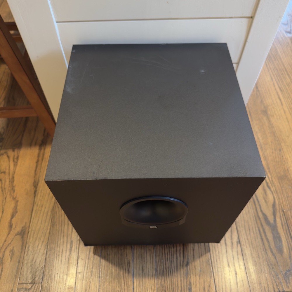 JBL SUB136 Subwoofer - Tested