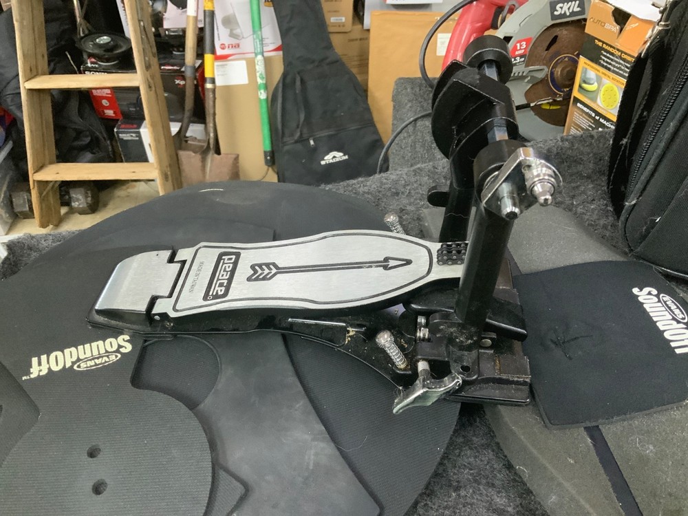 Peace Bass Drum Pedal