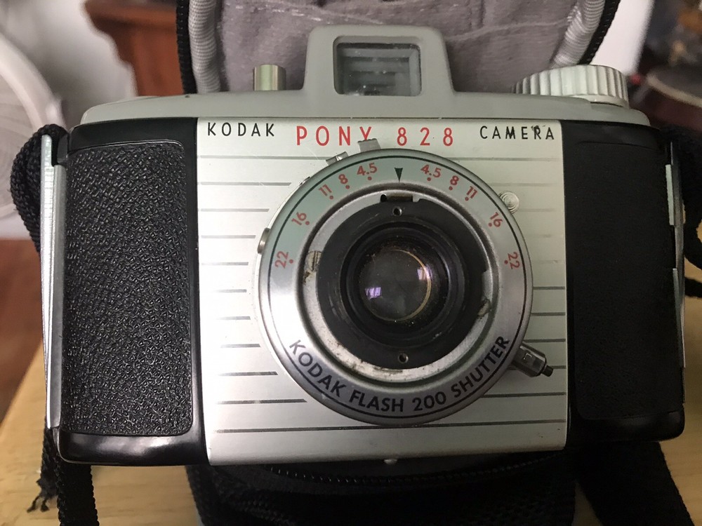 Vintage Rangefinder Camera Classic Kodak Pony 828