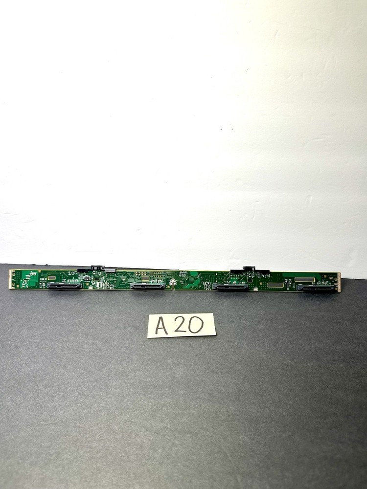 DELL HARD DRIVE BACKPLANE  For Server Pre Owned 4 in 1