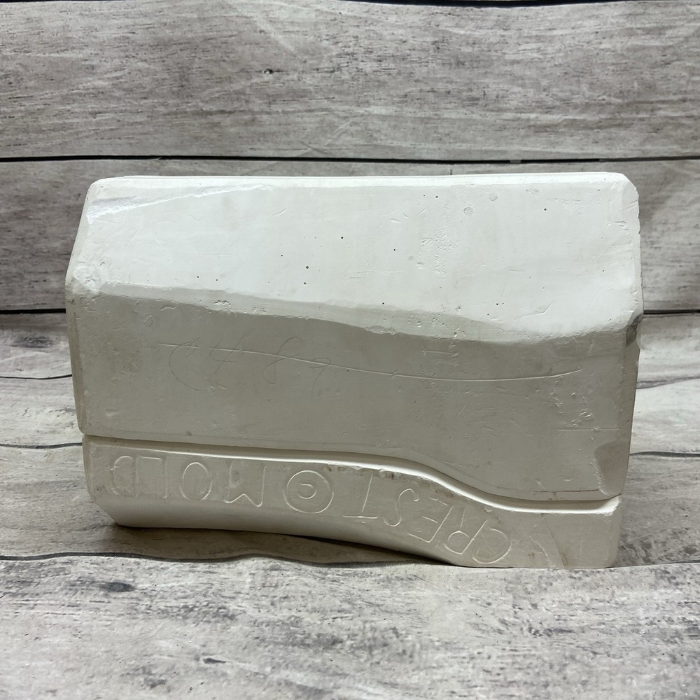 Ceramic Slip Casting Mold Crest