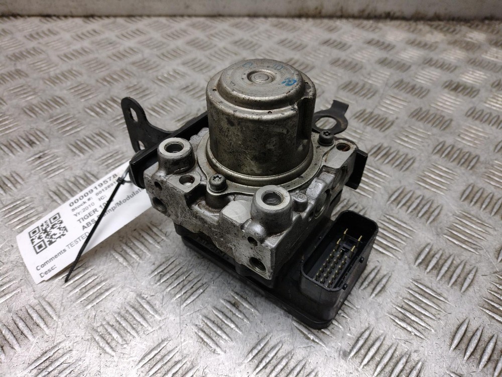 2010 TRIUMPH TIGER 1050 ABS Pump