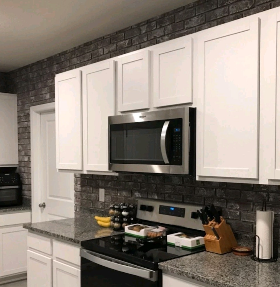 GenStone Interlocking Veneer Chicago Brick Half Panels for DIY projects