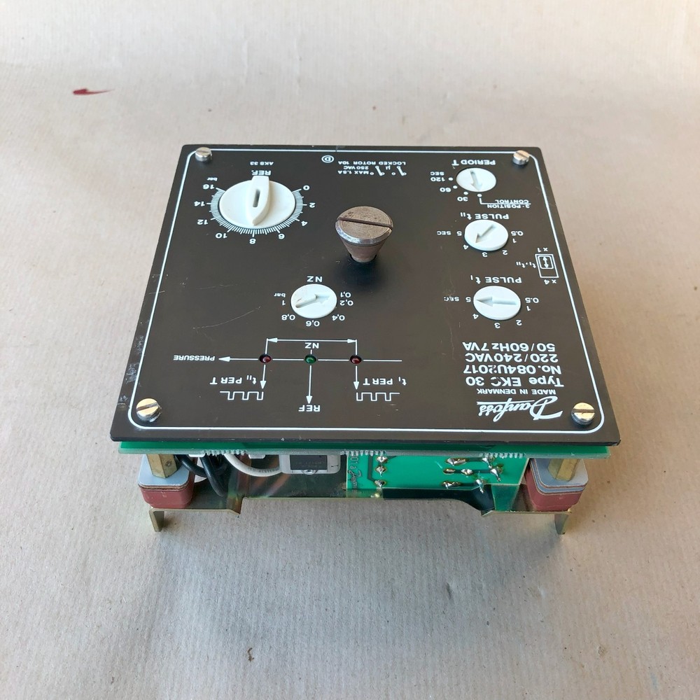 DANFOSS EKC30 CAPACITY REGULATOR 084U2017