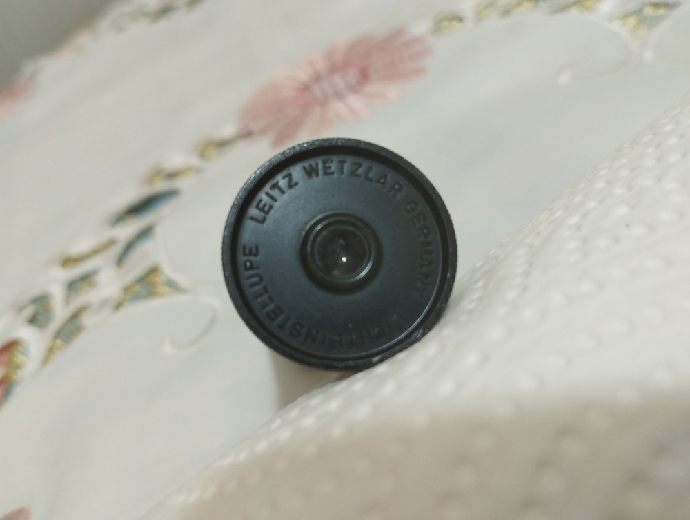 LEITZ WEZTLAR GERMANY LICHTEINSTELUPE EYEPIECE MICROSCOPE