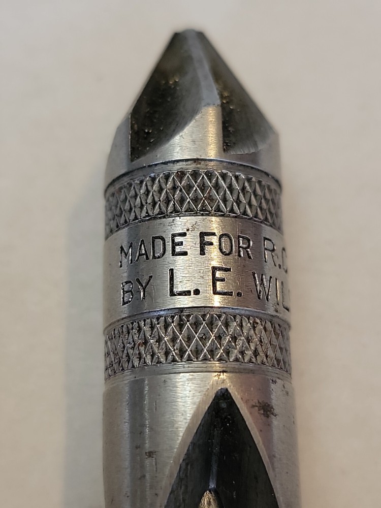 L. E. Wilson Chamfer and Deburring made.for RCBS