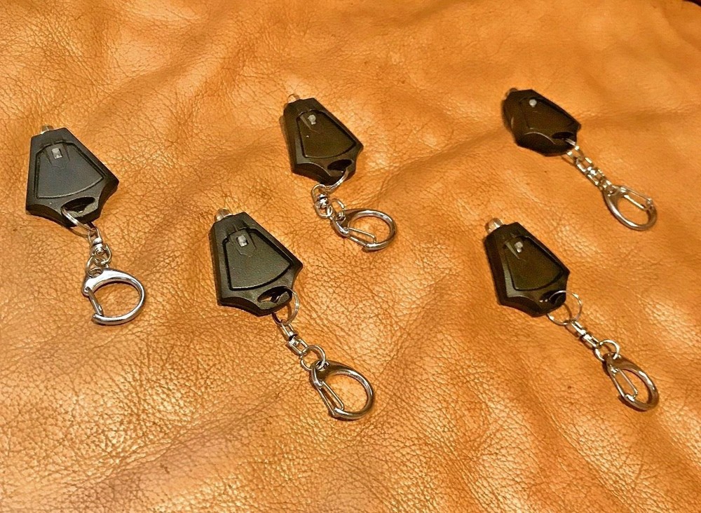 LED Flashlight Keychain 5 Pack Super Bright Mini Flashlight Key Ring Photon Beam