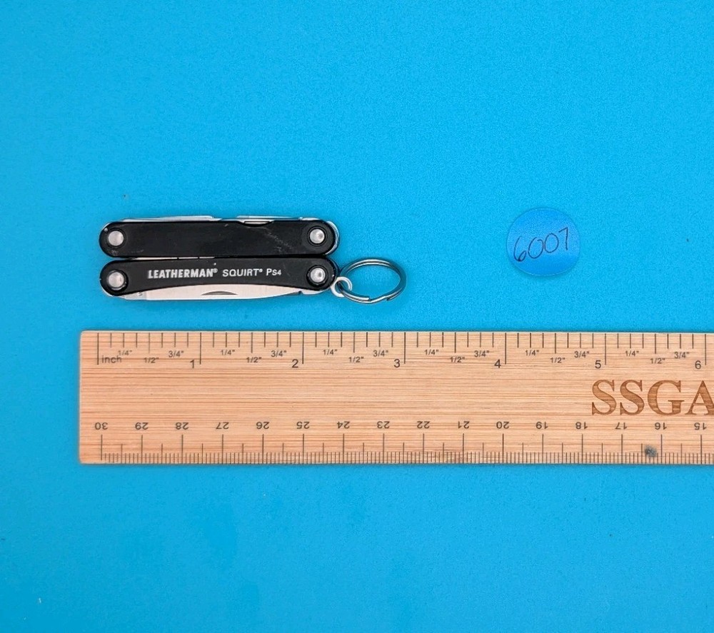 Leatherman SQUIRT PS4 Multi-Tool With Pliers Scissors Knife BLACK!