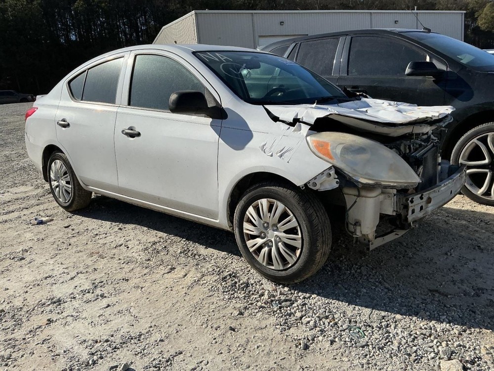 VERSA 2014 Glove Box 4912156
