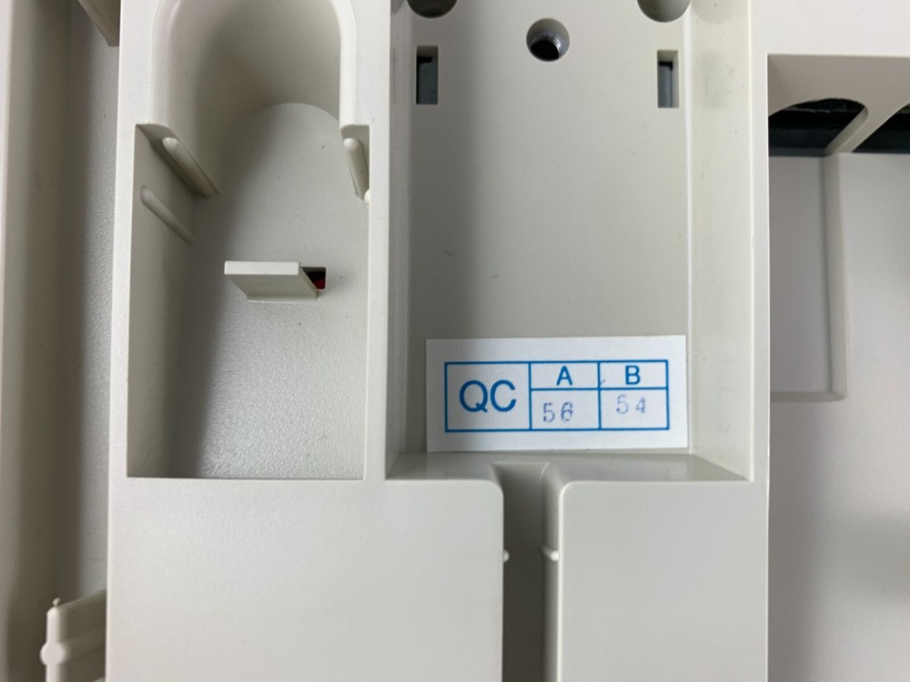 POSIFLEX KB3200 AT INTERFACE PROGRAMMABLE KEYBOARD WITH MAGNETIC STRIPE READER