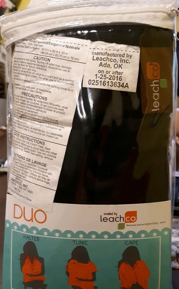 Leachco The Duo Infinity Nursing Scarf - Black *Read Details*