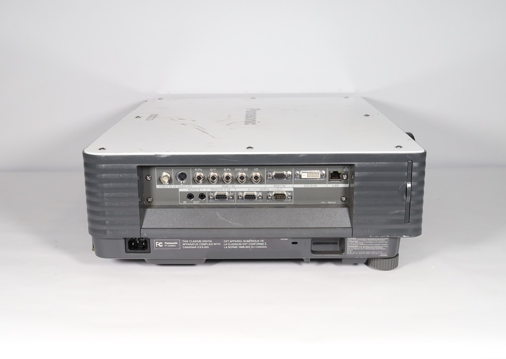 Panasonic PT-D4000 Projector 4000 LUMENS