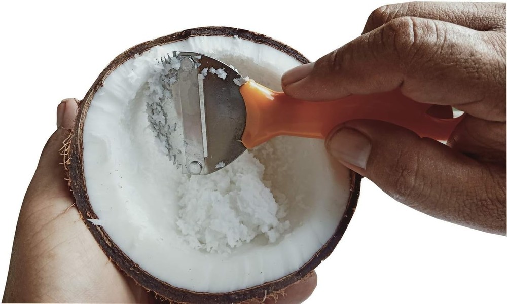 Handheld Coconut Grater and Scraper - Efficient Tool for Baking and Smoothies