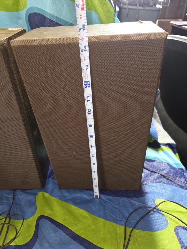 Vintage Speakers. Untested. See Pics.