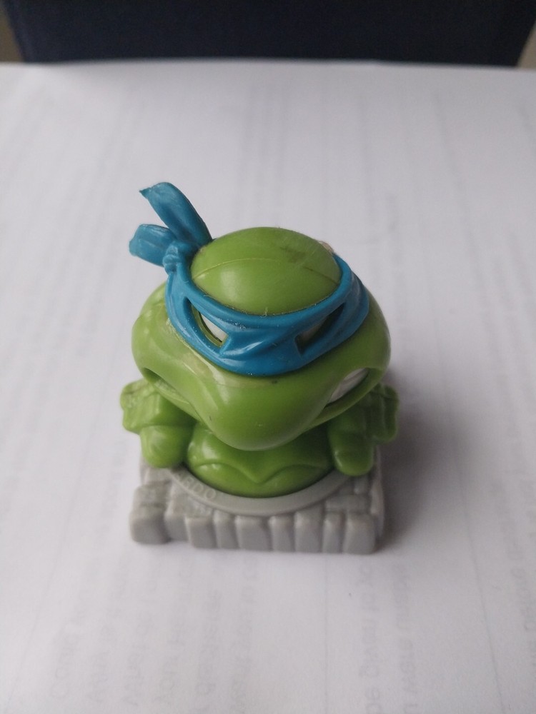 1991 PLASTIC TMNT CANDY CONTAINER Leonardo