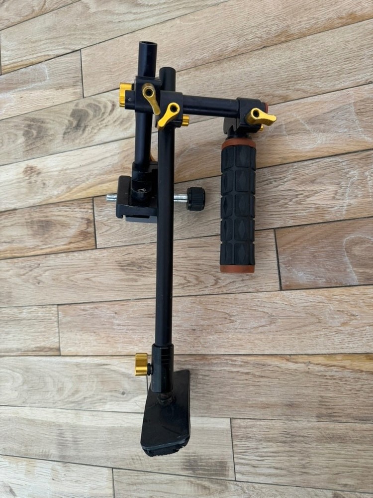 Professional 3-Axis DSLR/Mirrorless Camera Gimbal Stabilizer - Handheld