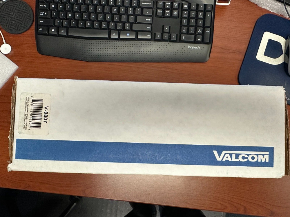 Valcom V-9807 Vandal-Resistant Flexhorn Enclosure