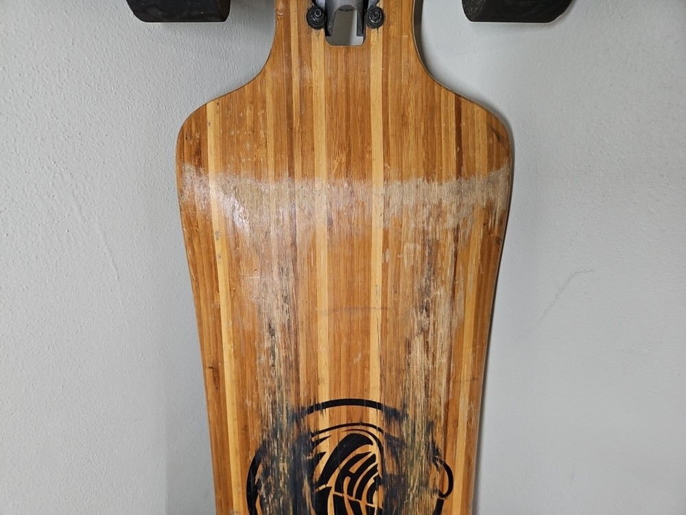 White Wave Longboard Skateboard Warrior 38”