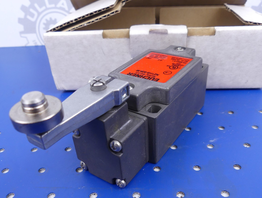 Euchner NZ1HS-528-M 090970 Safery switch