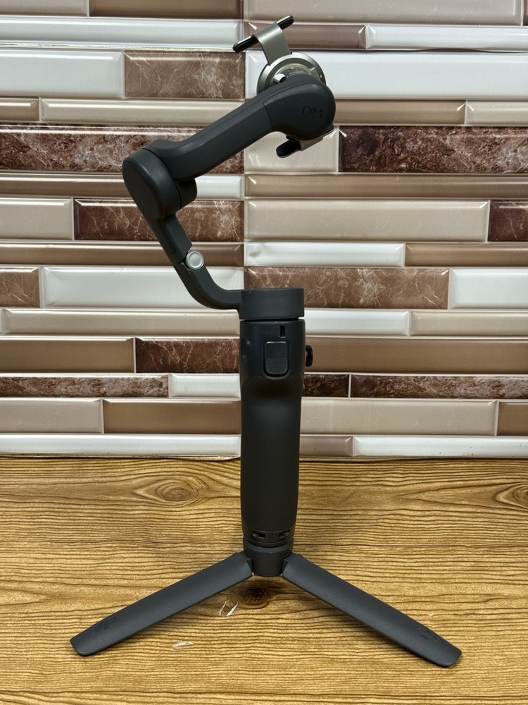 DJI Osmo Mobile 6 Smartphone Gimbal Stabilizer - TESTED - PLEASE READ