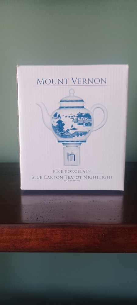 Mount Vernon Porcelain Teapot Nightlight
