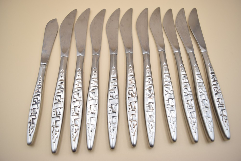 48pc Lyon Cortez Aztec Flatware Set Knives Serving Spoon Dinner Forks Tablespoon