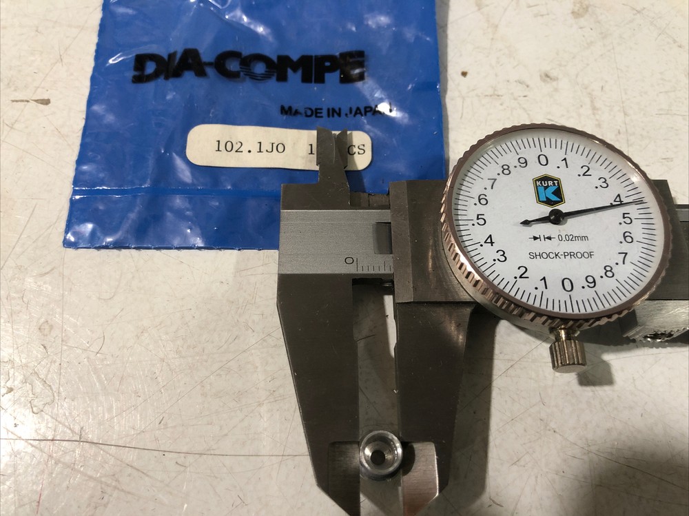 DIA-COMPE Gran Compe Aero Lever Threaded Ferrule (1)