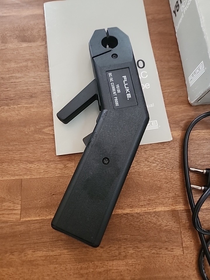 Y8100 Fluke DC/AC Current Probe