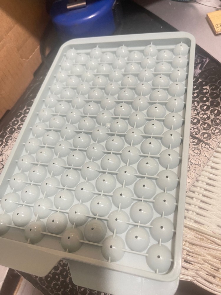 EACH ITWIST Round Ice Cube Tray DIY(M11)