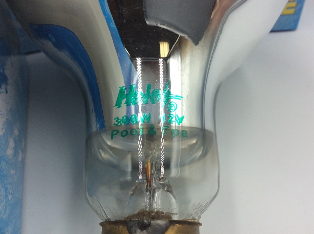 Halco Lighting R40FL300-12V 12V 300W Flood Lamp Replacement Pool Bulb