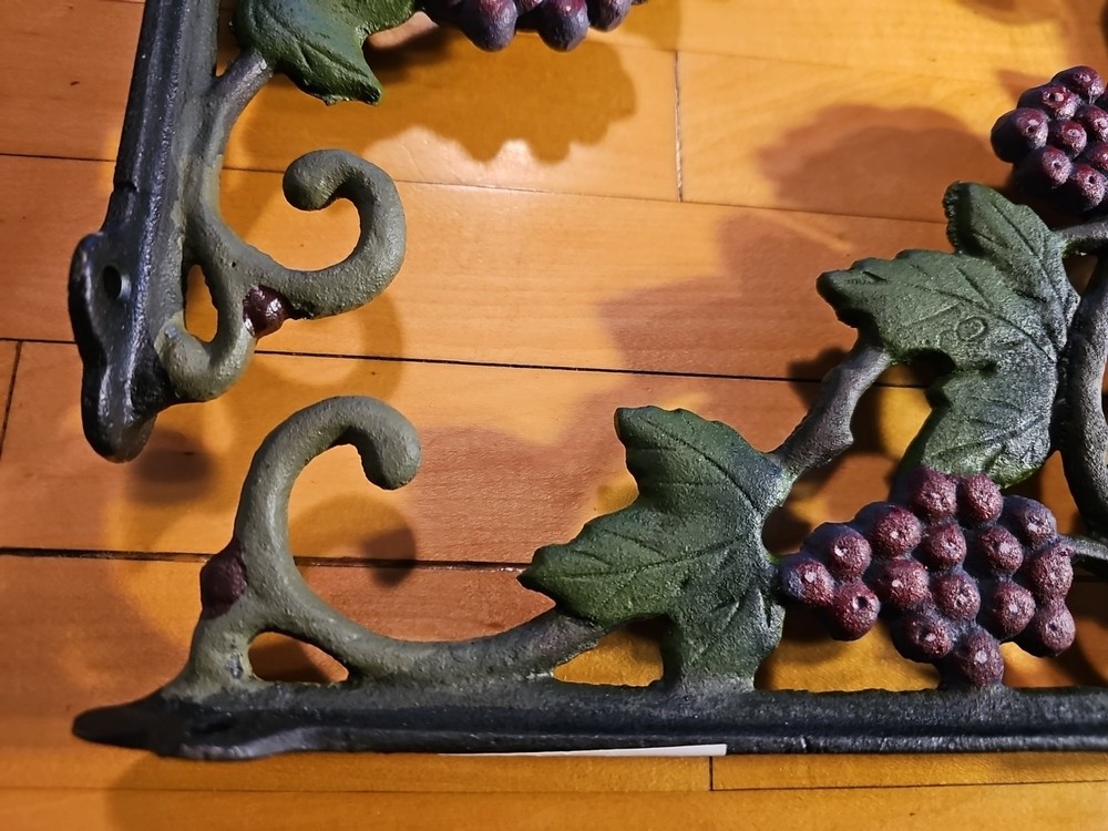 2 Heavy Cast Iron Shelf Bracket Grape Leaf Heavy Cast Iron