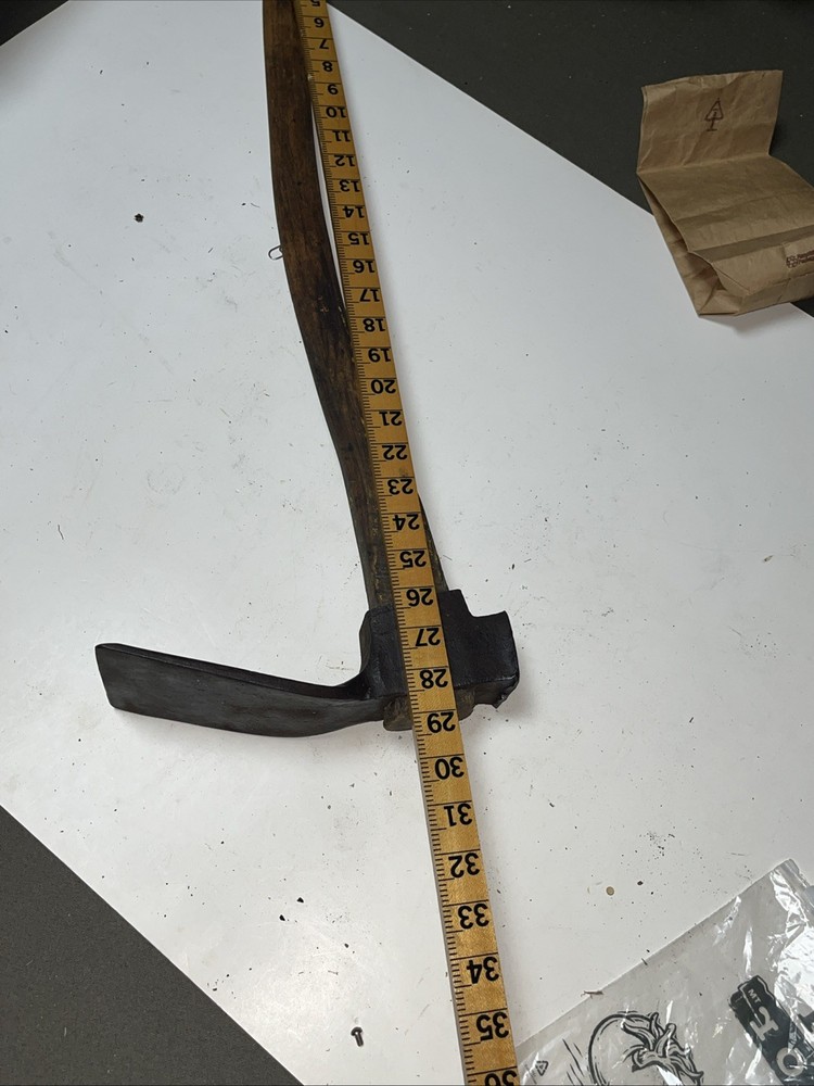 Adz With Original Handle ￼