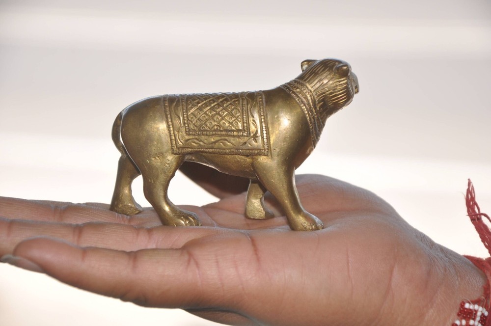 Vintage Brass Handcrafted Engraved Solid Heavy Lion Figurine