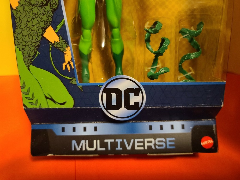 DC Multiiverse Classic POISON IVY !! -- MIP Batman legends select