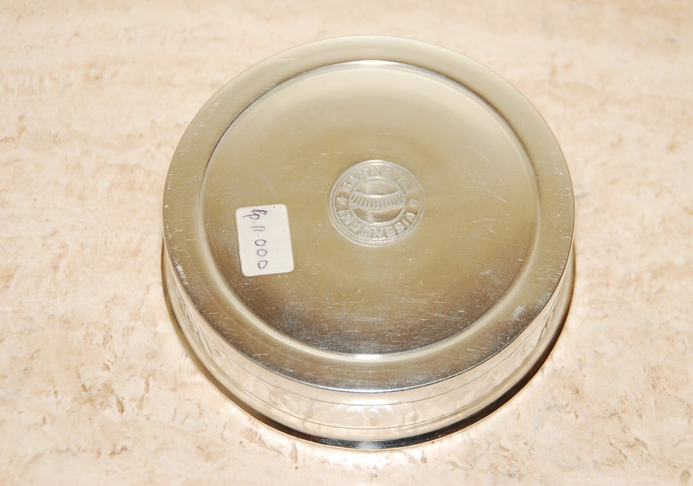 NOS Banka Tin Silver Wine Bottle Coaster - NICE!
