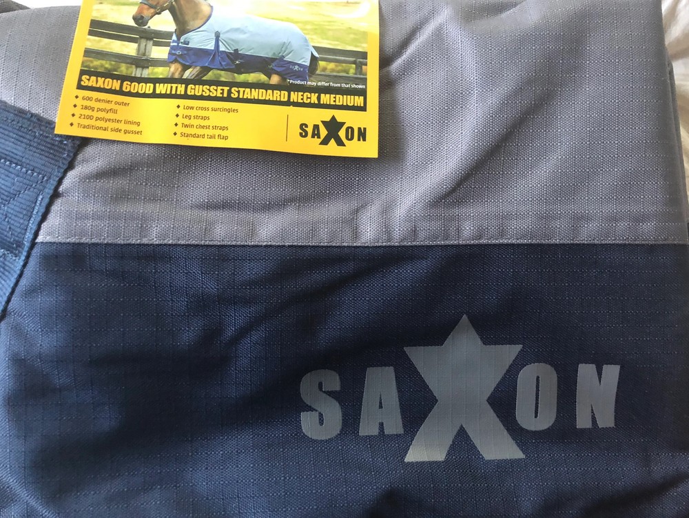 Saxon Sheet 600D with Gusset Standard Neck Medium - 60”