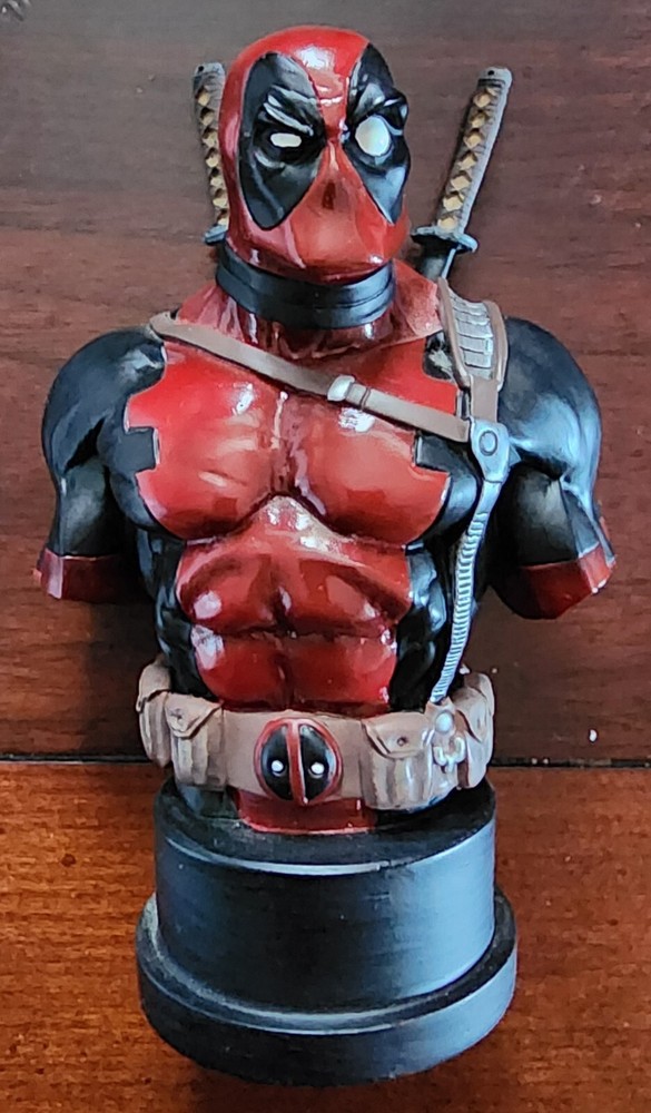 Marvel Deadpool Mini-Bust Bowen Designs #768 Of 2500