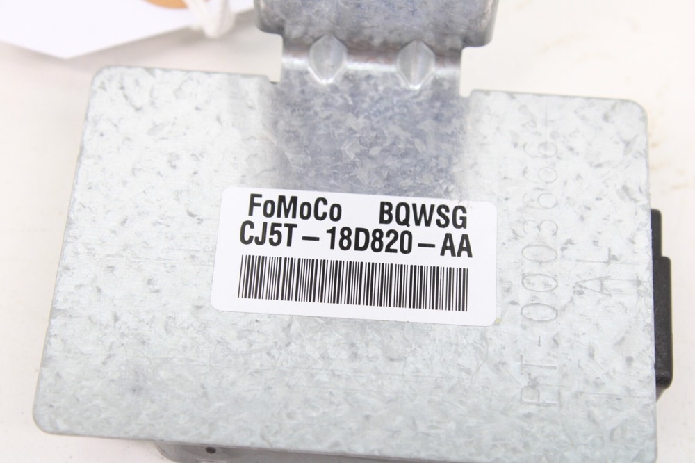 2013-2019 FORD ESCAPE NAVIGATION GPS ANTENNA UNIT MODULE