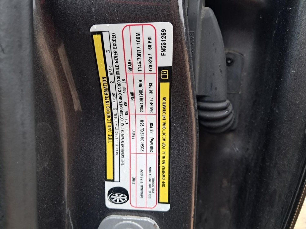 200 2015 Glove Box 4891024