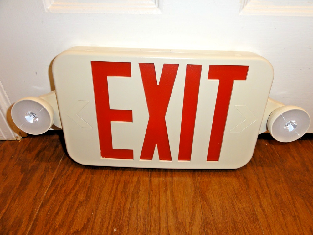 Freelicht LED Exit Sign Emergency Light Combo 2W 220V Open Box No Manual