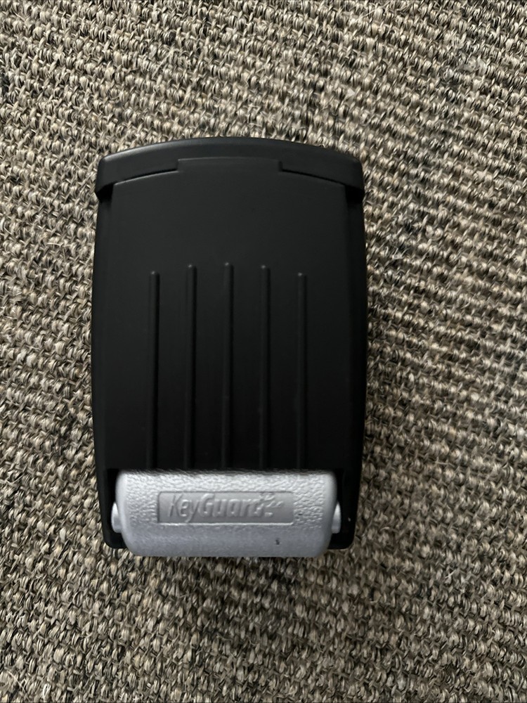 KEYGUARD Pro Combination Punch Button Lock Box - Wall Mount KEY SAFE