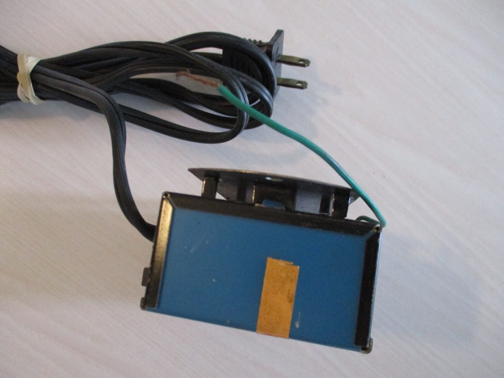 Life-Like E31167 Mini Power Pack INPUT 118V