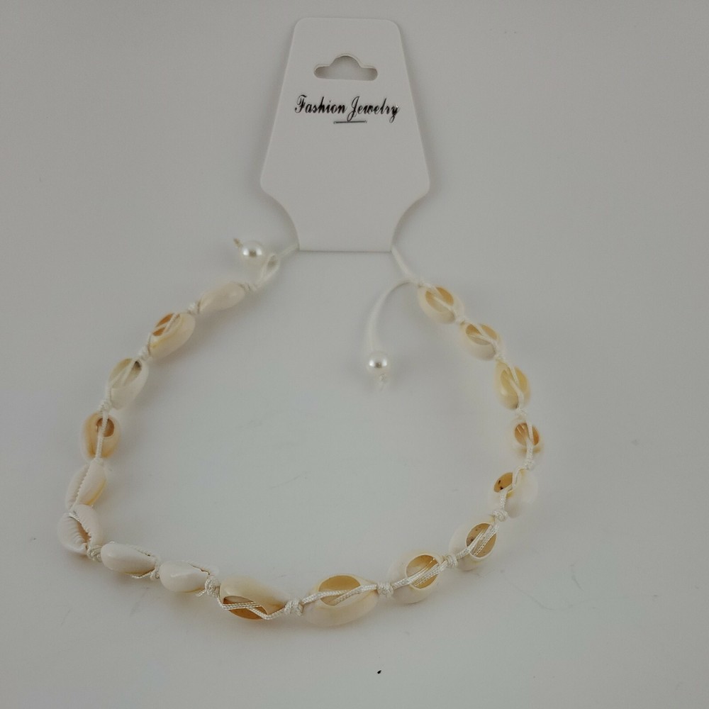 Hedkrueger Shell Necklace - New
