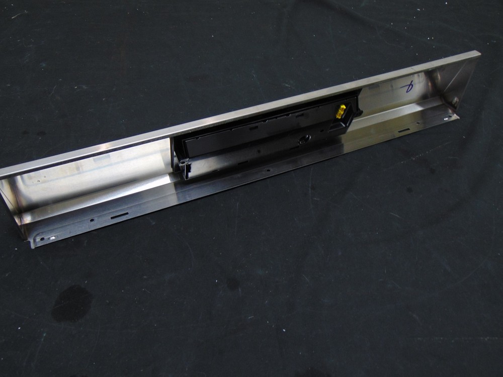 Frigidaire Electric Range GCFI3060BFD Control Panel with Interface