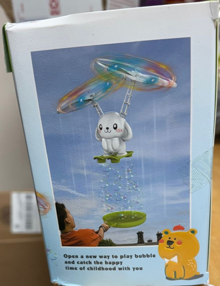 Aerobat Bubble Series Flying Bear With Bubbles
