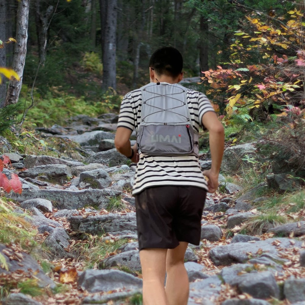 Umai Hydration Running Vest, Hydration Vest with Two Flasks, Grey S/M