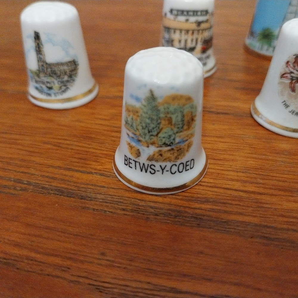 10x Assorted Advert Places Thimbles Collectible Sewing Decorative Bundle